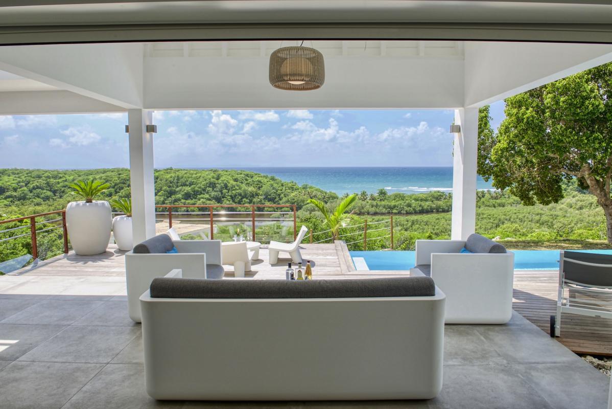 7.Location villa piscine vue mer Sainte Anne Guadeloupe